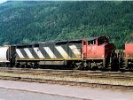 CN 2407